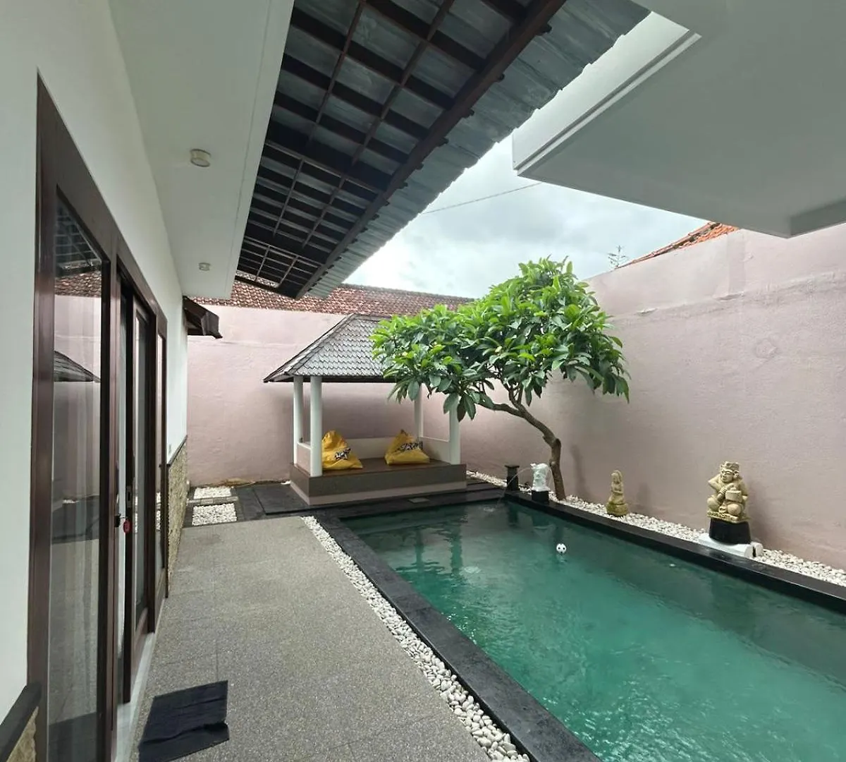 Fully Furnished Villa In Bukit Jimbaran